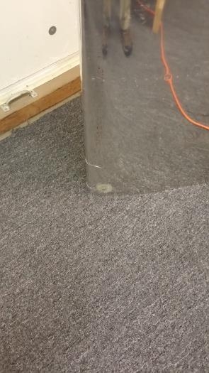 outboard connector. R. wing.