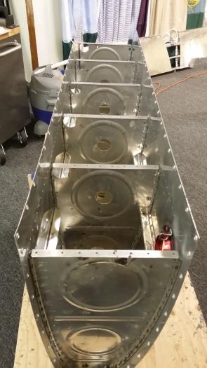 R wing fuel tank - ribs riveted in