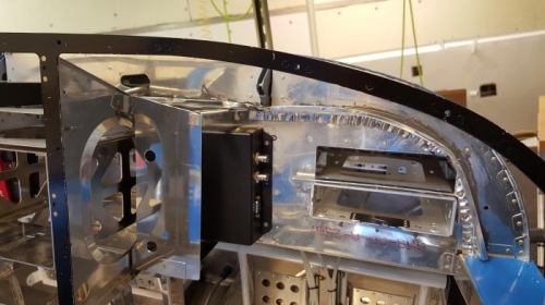 Trays for xponder and remote comm radio