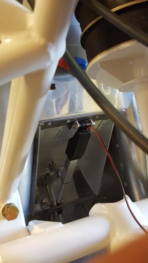 cowl flap installed in tunnel