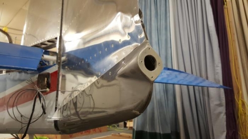 damaged lower portion of the rudder.