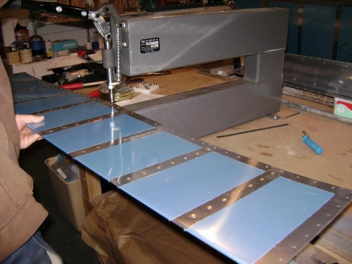 Dimpling the main skins (right aileron)