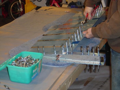 Cleco'ing the left elevator skin to the substructure
