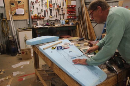 Cutting a transition from coax channel to torroid cavity