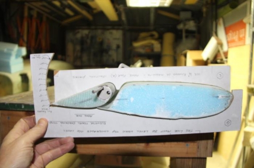 L jig, now holding the elevators at 15 degrees TE up. Build on.