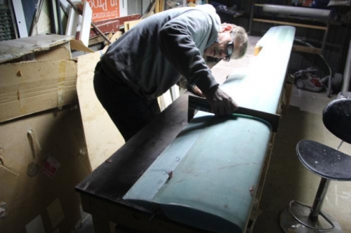 Checking elevator travel