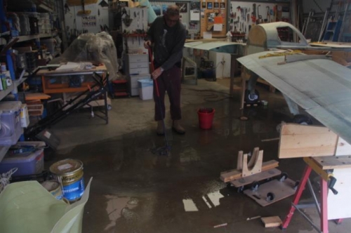 Moppy, moppy. Sorry everybody, I destroyed the mop.