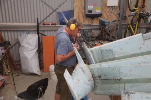 Cleaning up failed hinge pad