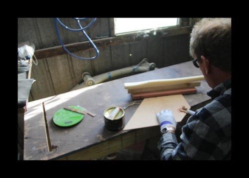 Mounting the strut on blocks