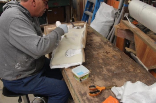 glassing inside front armrest