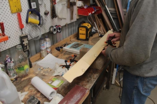 Locating pin packers