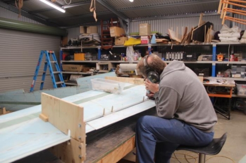 Recessing skin for clickbond heads