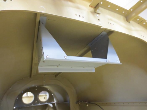 ADAHRS bracket mounted