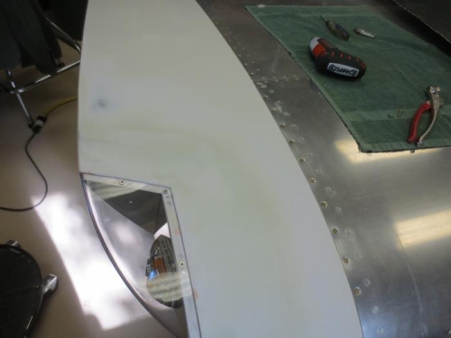 Right wing tip completed