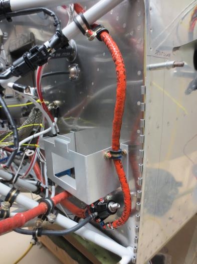 Fuel pressure regulator