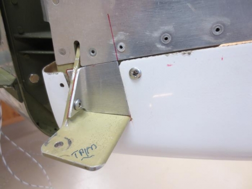 Installed lower rudder cover left side