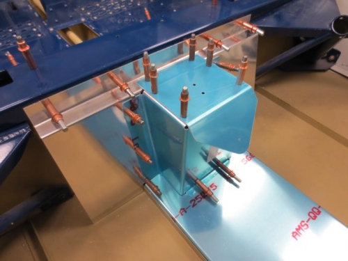 Center tunnel clecoed up