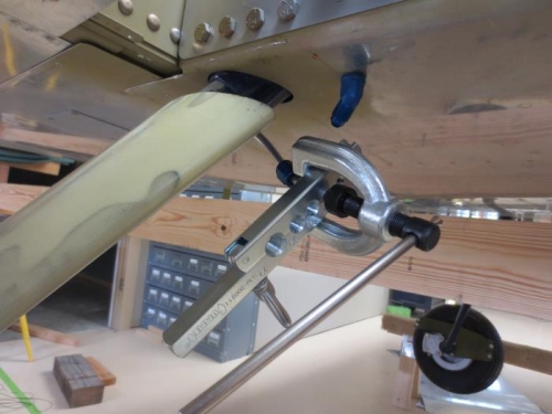 Flaring right brake line