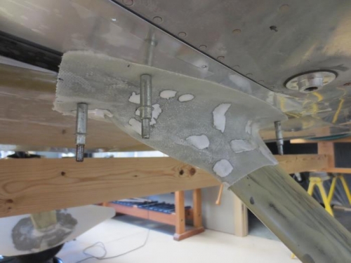 Upper left gear fairing