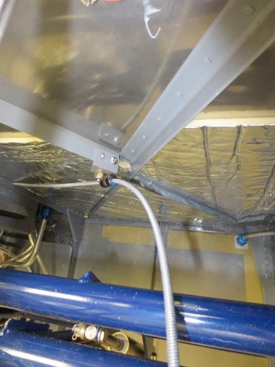 Heater cable support