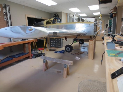 Main gear on aircraft