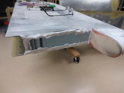 Sealing ends of horizontal stabilizer