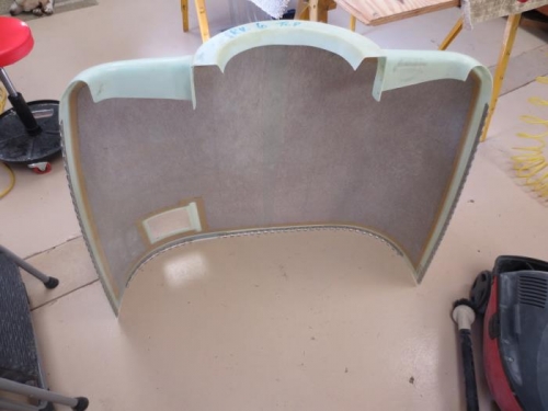 Upper side hinges installed