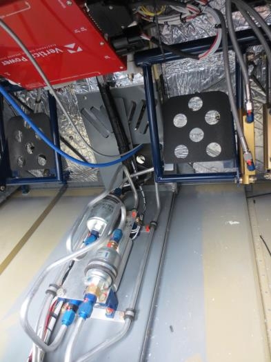 Center tunnel right side