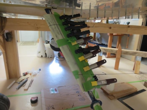 Left gear leg all clamped up