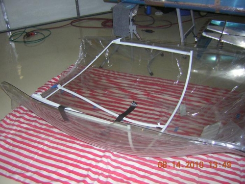 Canopy frame layng in canopy
