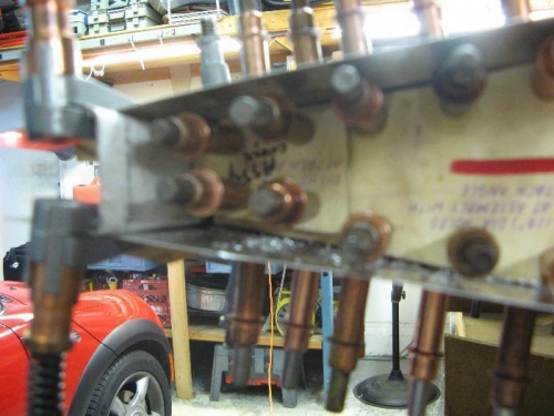 Root rib rear bracket