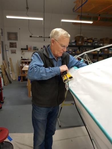 Shrinking left side of fuselage