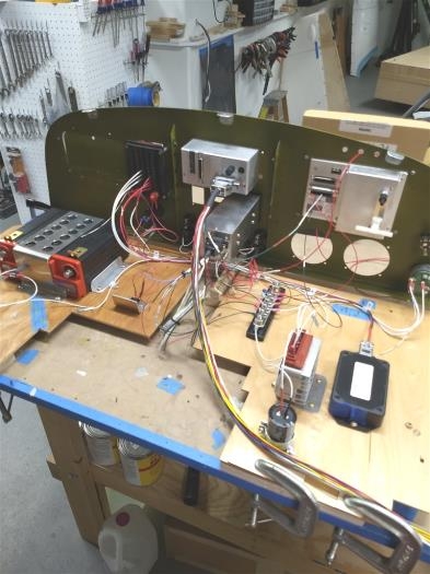 Basic radio wire/connector complete