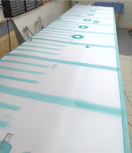 Needs the L/E and T/E tapes