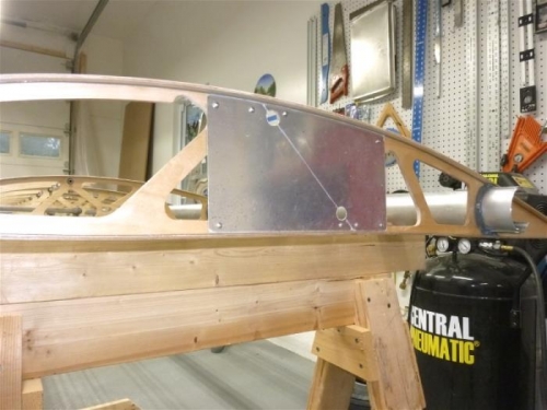 Fuel gage plate