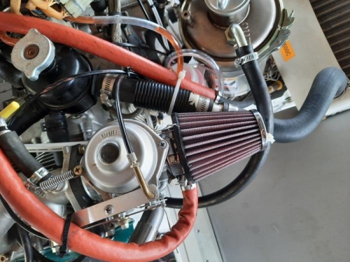 Co-pilot side air filter with safety wire