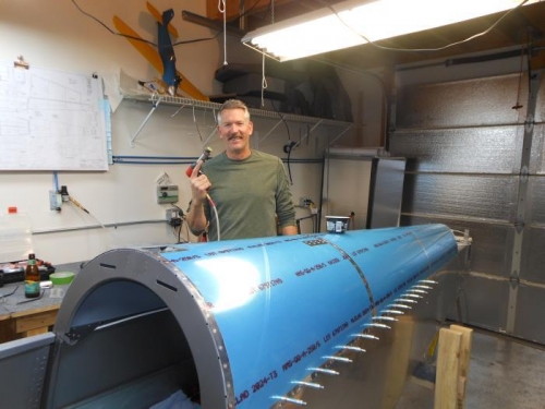 Darren doing a masterful job with the rivet gun.