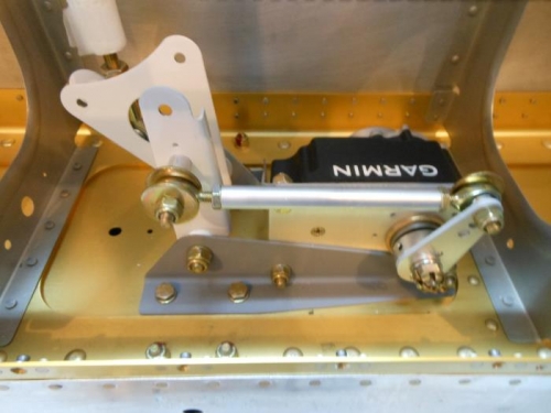 Aileron roll servo installed in right wing.