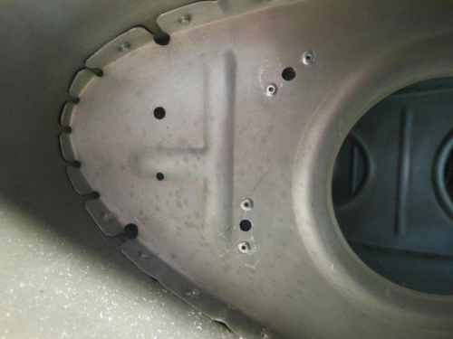 2 K1000-3 plate nuts on each inboard and outboard rib.