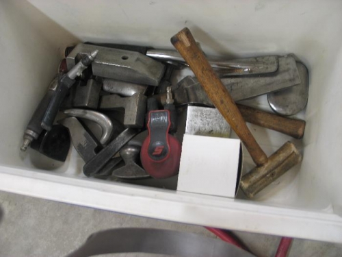 Hammer and dolly tools