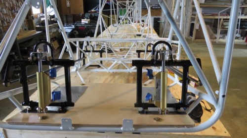 Rudder pedals/brake cylinders