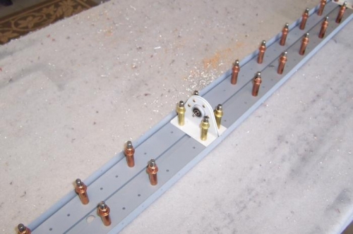 Aft spar at elevator hinge