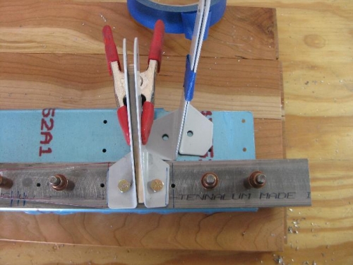 Seatbelt bracket trimed for rivets