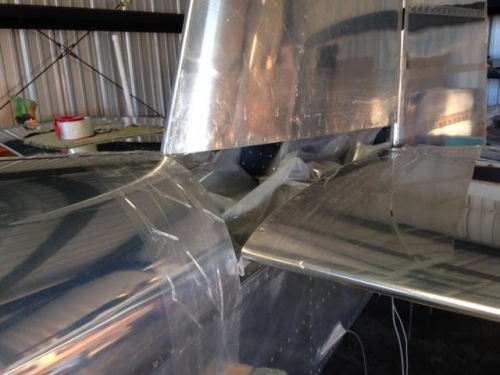 Packing tape for protection and release