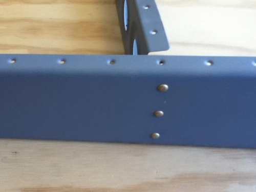 good rivets middle rib - easy access