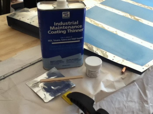 Ready to mix!  Solvent in back was cleaner