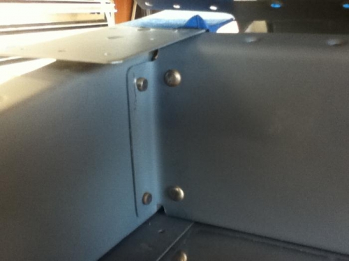 Inside corner 4 rivets