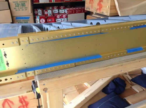 Tape to protect main spar