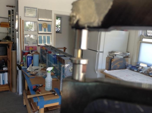 Tried pre squeezing to make rivet shaft thicker