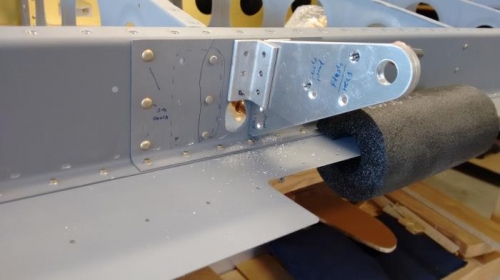 W-913 to rear spar reamed holes